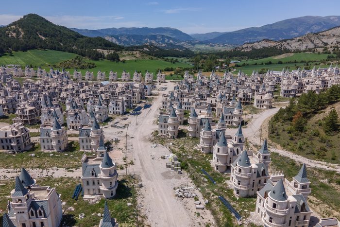 Gettyimages 1324928148 Turkey's Ghost Town, Abandoned Burj Al Babas Villas By Argun Konuk