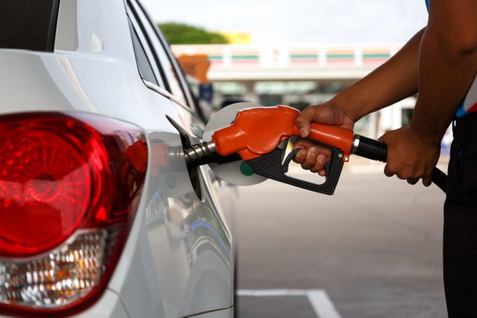 Here’s Why You Need to Touch Your Car Before Pumping Gas
