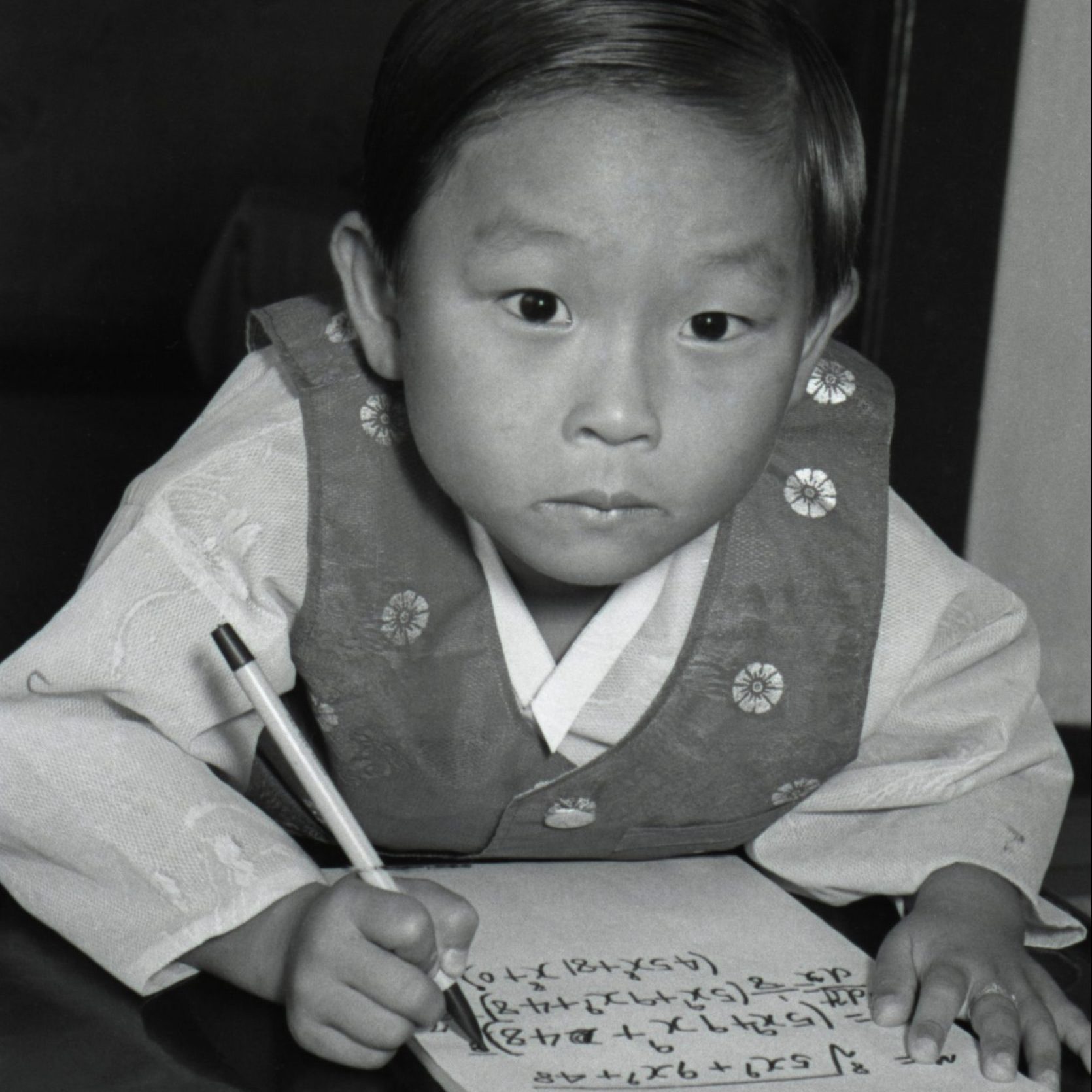 Kim Ung-Yong at age 6 months solving equations