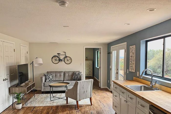 Rd Cheap Air B N B Arizona Capitol Butte Sedona Stay