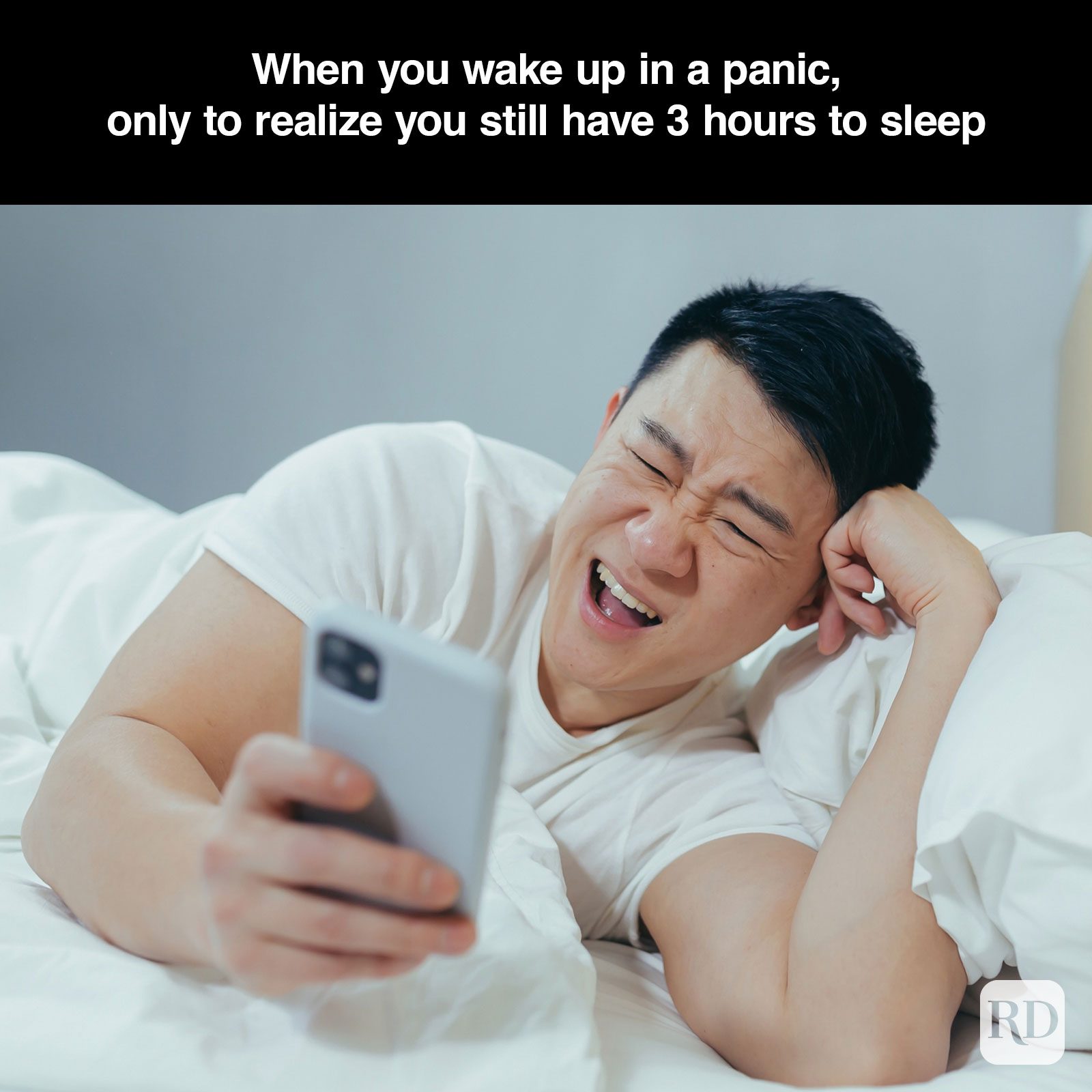A meme about - Alarm Clock Betrayal